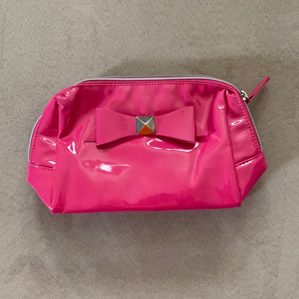 REALLY CUTE PINK HANDBAG